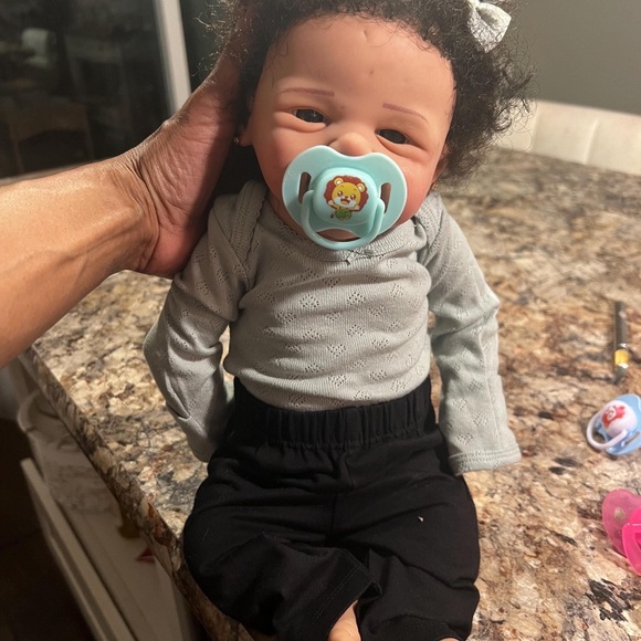 Full Body Silicone Baby Girl Drink and Wet system - Picture 2 of 3